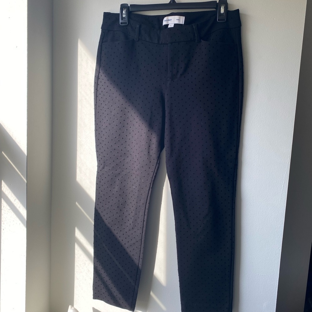 Old Navy Pixie Slim Black Mid-Rise Ankle Pants